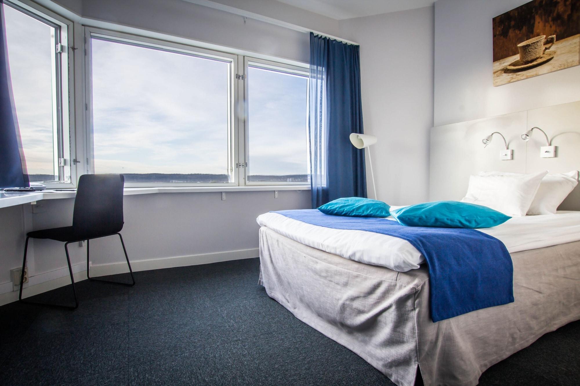 First Hotel Joenkoeping Экстерьер фото