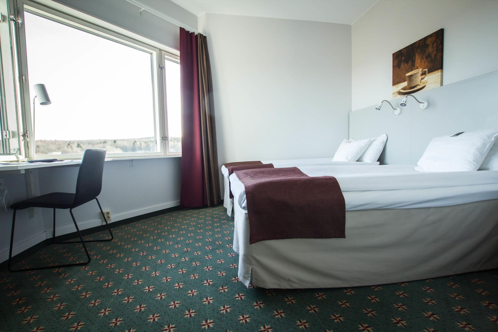First Hotel Joenkoeping Экстерьер фото