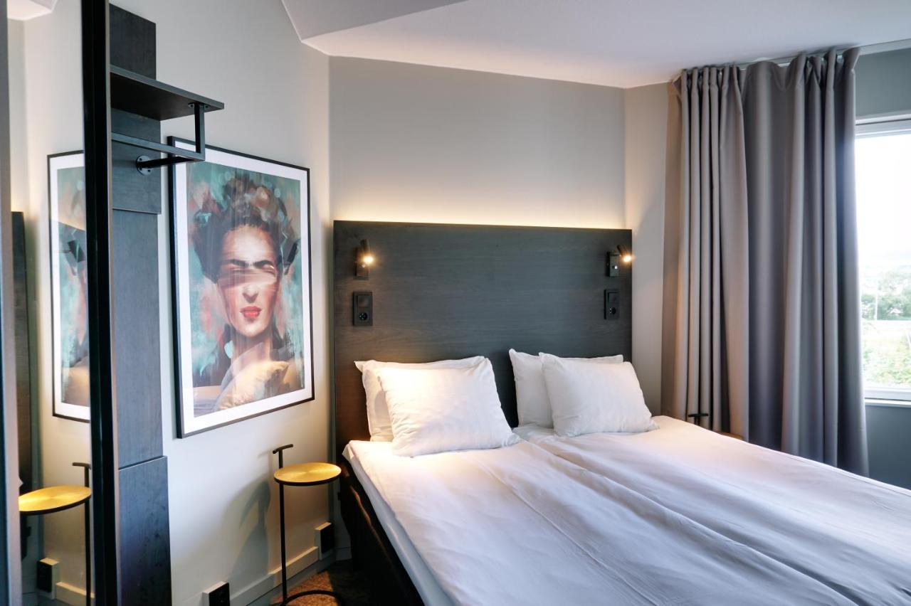 First Hotel Joenkoeping Экстерьер фото