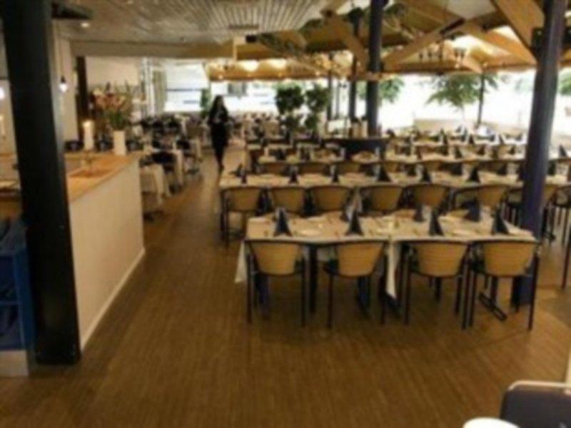 First Hotel Joenkoeping Экстерьер фото