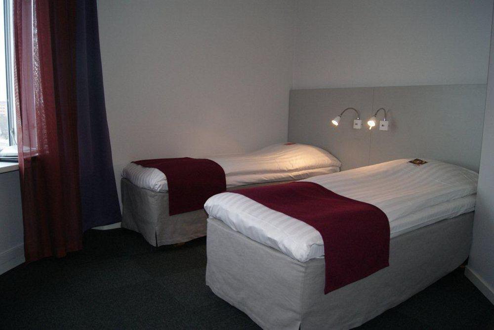 First Hotel Joenkoeping Экстерьер фото